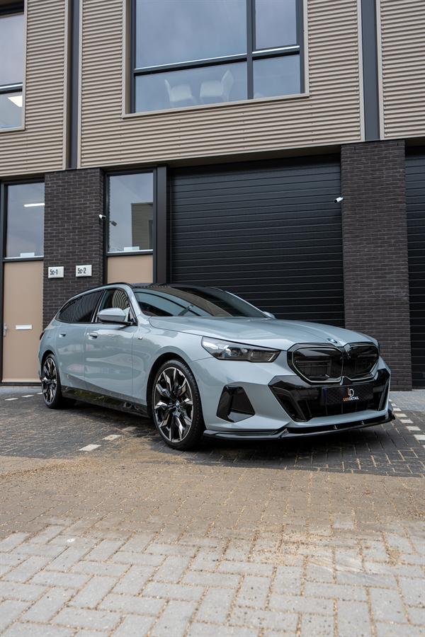 BMW 5 Serie Touring voor het atelier