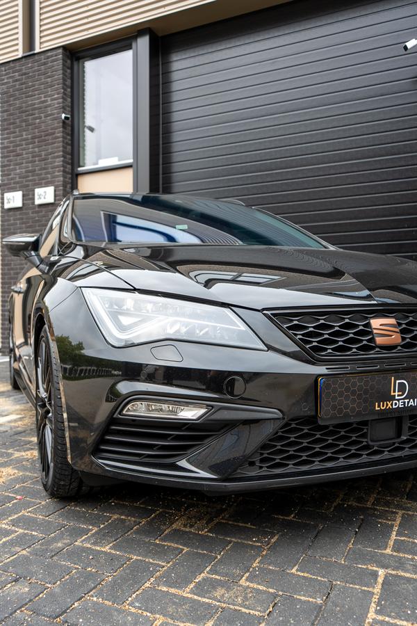 Voorzijde van de SEAT Leon Cupra